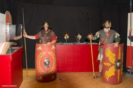 römische Legionäre in der Sonderausstellung des archäologischen Museums Quintana in Künzing
