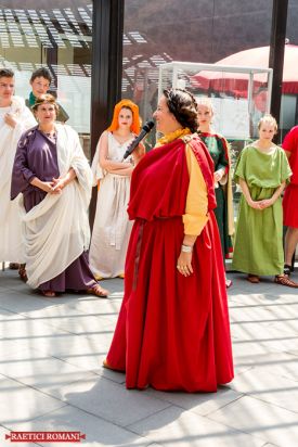 zivile römische Modenschau anlässlich des UNESCO-Welterbetages